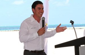 Garantizamos playas limpias para un destino de primer nivel como Cancún: Remberto Estrada