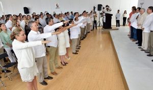 Reconoce Núñez aporte de ingenieros civiles a modernización de Tabasco