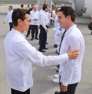 Remberto Estrada recibe al presidente Enrique Peña Nieto en Cancún