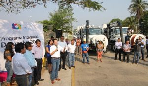 En marcha programa de desazolve 2017; limpiarán drenaje en 117 localidades de Centro