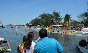 Realizan el segundo torneo de Kayaks en Isla Aguada
