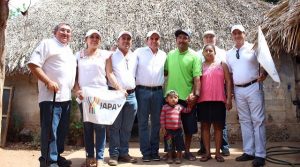 Más beneficiados con baños ecológicos en Yaxcabá