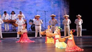Resplandece la cultura tabasqueña en Bellas Artes, con la Compañía de Danza Folklórica de Villahermosa