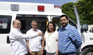 Recibe DIF Tabasco ambulancia para apoyar a pacientes