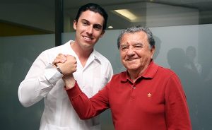 Reconoce Remberto Estrada aportación de Rafael Lara Lara a Cancún
