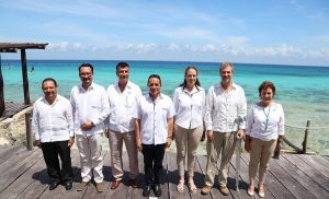 El desarrollo turístico crece con orden en Quintana Roo: Carlos Joaquín