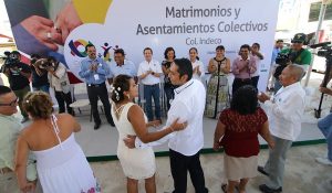 Celebra Centro 22 matrimonios y 62 asentamientos en Indeco