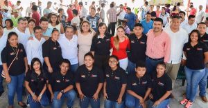Convoca Laura Fernández a los jóvenes a trabajar por un mejor Puerto Morelos