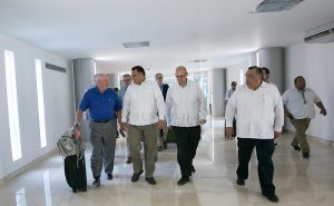 El secretario de Agricultura de Estados Unidos realiza gira en Yucatán
