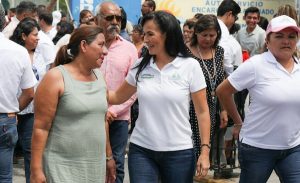 Respuesta inmediata del gobierno de Puerto Morelos a solicitudes ciudadanas en central Vallarta