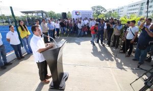 Inaugura Gaudiano cancha de fútbol 7 en división de Sociales y Humanidades de la UJAT