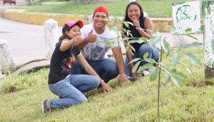 Celebra Centro “Día Internacional de la Juventud” con reforestación de 300 árboles