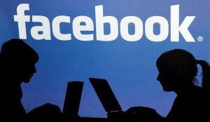 Inicia Facebook cruzada contra páginas de noticias falsas