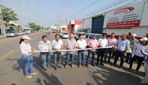 Inaugura Gaudiano rehabilitación de avenidas en Ciudad Industrial e inician trabajos en Lagunas