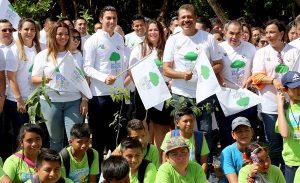 Remberto Estrada destaca participación de la sociedad en tareas de reforestación