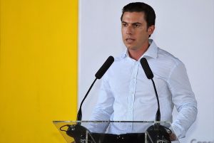 El autoempleo contribuye al desarrollo personal y de Quintana Roo: Remberto Estrada