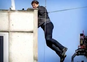 Fractura de Tom Cruise frena “Misión Imposible 6”