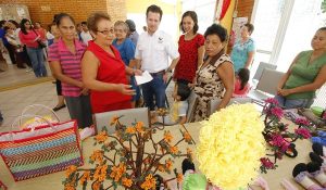 Constata matrimonio Gaudiano-Martel actividades en Consejos de Ancianos