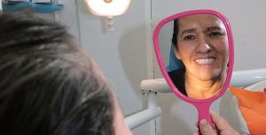 Devuelven prótesis dentales salud y sonrisas a adultos mayores en Tabasco