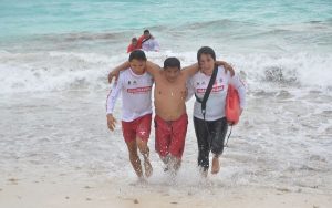 Concluye exitosamente curso de rescate acuático en Benito Juárez