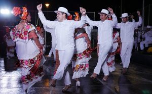 Celebran en Yucatán, centenario de la planeación de la colonia Jesús Carranza con danza      