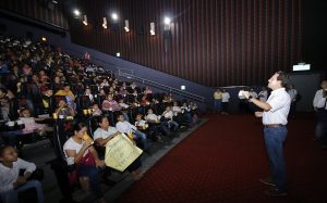Provenientes de 80 comunidades, mil niños de Centro disfrutaron de una mañana de cine