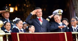 Peña Nieto, presidió Desfile Militar Conmemorativo del 207 Aniversario del inicio de Independencia