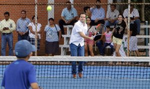Inaugura Gaudiano 1er Torneo de Tenis “Copa Independencia”, organizado por Centro