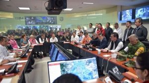 Prioridad, atender emergencia en lugares donde hay personas atrapadas: Osorio Chong