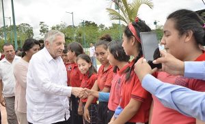 Fortalecerá Núñez sector educativo en su visita a Centla