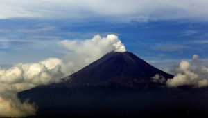 Continúa alerta amarilla fase dos pese a explosión del Popocatépetl