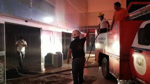Controlan bomberos incendio en Plaza Las Américas en Tabasco