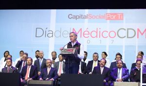 Tiene CDMX servicio de salud cada vez más fuerte, al celebrar Día del Medico 2017: jefe de Gobierno