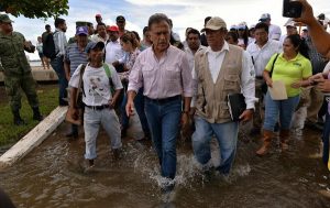 Es previsible que río Papaloapan suba pero no dentro de Tlacotalpan: Yunes Linares