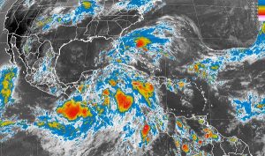 Tormentas intensas se pronostican para Yucatán y Quintana Roo debido a la tormenta tropical Nate