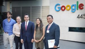Concreta Alejandro Moreno Cárdenas con Google México proyecto de educación digital