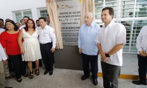 Atestigua Gaudiano inauguración de Centro de Salud en la Cruz del Bajío