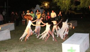 Conmemoran niñas y niños del Cecuny al Chichán Pixán en Yucatán