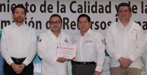 Consolidan alianza Salud y universidades en Tabasco