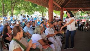 Cuida gobierno de Puerto Morelos salud de adultos mayores