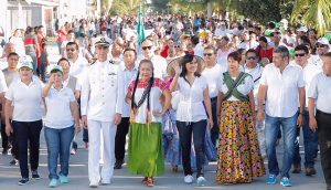 Encabeza Laura Fernández multitudinario desfile por el 107 Aniversario de la Revolución Mexicana