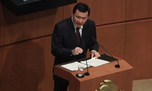 Comparece Osorio Chong ante senadores por glosa de Quinto Informe
