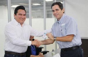 Notarios públicos en Yucatán, ya cuentan con credenciales de identificación