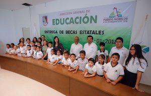 Apuntala Laura Fernández la educación en Puerto Morelos como base del Desarrollo Social