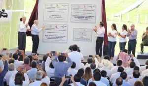 Atestigua alcaldesa de Centro entrega de Libramiento de Villahermosa
