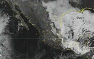 Se pronostica descenso en las temperaturas, aire frío reforzado sobre la Península de Yucatán