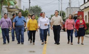 Continúa Casilda Ruiz entregando obras que habitantes de Centro pedían desde hace décadas