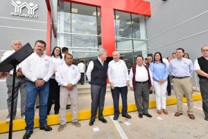 Núñez y Penchyna inauguran oficinas del Infonavit