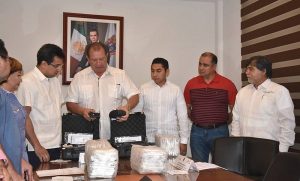 Entrega secretaria de Salud equipos de alcoholimetría a Seguridad Publica en Campeche