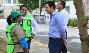 Reitera Remberto Estrada su compromiso con la calidad de vida en Cancún
